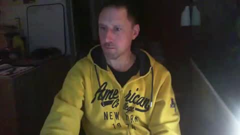 Snapshot of jef74700 chatting on 02/17/25, 03:47 Jrme online show from 02/17/25, 03:47