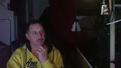 Snapshot of jef74700 chatting on 02/23/25, 12:30 Jrme online show from 02/23/25, 12:30