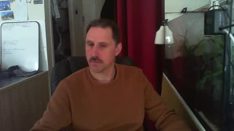 Snapshot of jef74700 chatting on 03/07/25, 08:45 Jrme online show from 03/07/25, 08:45