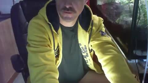 Snapshot of jef74700 chatting on 03/08/25, 07:16 Jrme online show from 03/08/25, 07:16