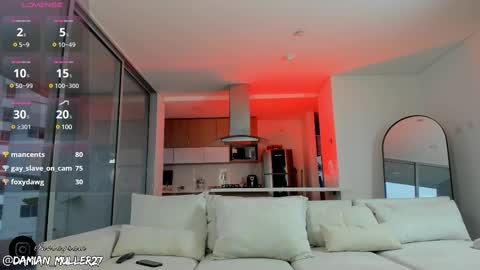 Snapshot of jeff_muller_ chatting on 12/17/24, 11:06 Jeff Muller online show from 12/17/24, 11:06