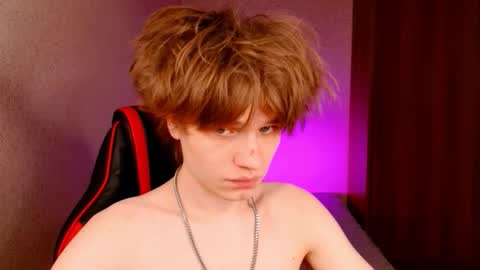 Snapshot of jeffreyue chatting on 10/06/25, 04:15 Jeffrey online show from 10/06/25, 04:15