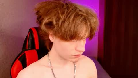 Snapshot of jeffreyue chatting on 10/13/25, 07:25 Jeffrey online show from 10/13/25, 07:25