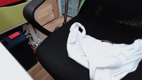 Snapshot of jena1978 chatting on 02/13/25, 08:27 jena1978 online show from 02/13/25, 08:27