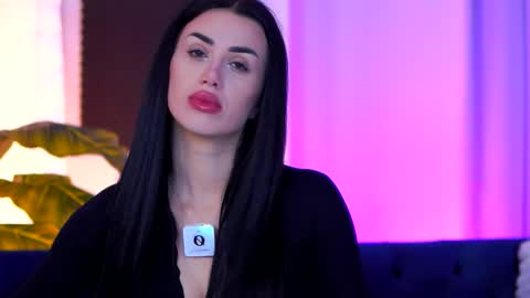 jenna_day online show from 11/21/25, 05:39