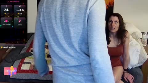 Snapshot of jenna_wettandricky_love chatting on 12/30/24, 12:11 Jenna Wett and Ricky Love online show from 12/30/24, 12:11