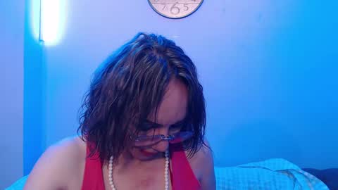 Snapshot of jennierosse chatting on 01/17/25, 12:42 Jennie online show from 01/17/25, 12:42