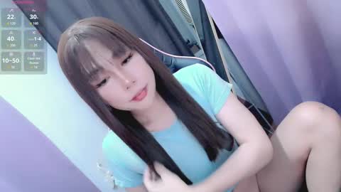 Snapshot of jenniethetg69 chatting on 11/07/25, 03:34 jennie online show from 11/07/25, 03:34