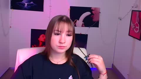 Jennifer online show from 12/10/24, 04:27