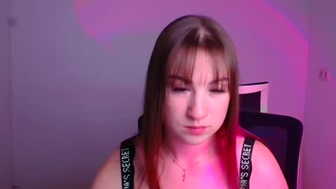 Jennifer online show from 12/20/24, 03:31