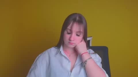 Jennifer online show from 01/29/25, 09:33