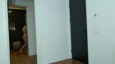 Jenny online show from 11/17/25, 08:25