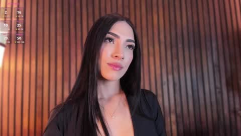 Snapshot of jennmiller_ chatting on 01/22/25, 12:17 online show from 01/22/25, 12:17