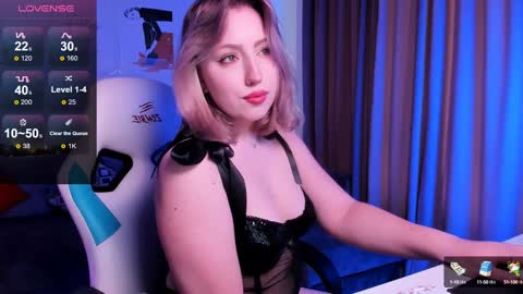 Snapshot of jenny__luv chatting on 01/08/25, 10:59 Jenny online show from 01/08/25, 10:59