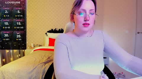 Snapshot of jenny__luv chatting on 01/09/25, 11:14 Jenny online show from 01/09/25, 11:14