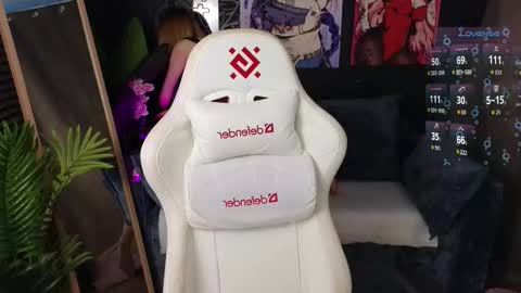 Snapshot of jenny_bunny_ chatting on 10/19/25, 01:28 jenny_bunny_ online show from 10/19/25, 01:28