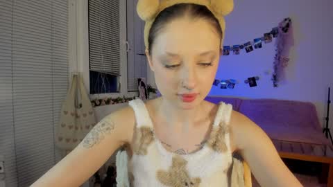 Jennifer Jenny Darling   online show from 01/08/25, 10:16