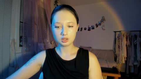 Jennifer Jenny Darling   online show from 09/20/25, 06:20