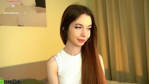 Snapshot of jenny_lylu chatting on 01/18/25, 08:19 Ori online show from 01/18/25, 08:19