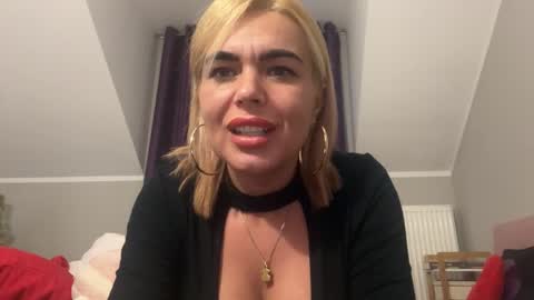 Snapshot of jenny_play1 chatting on 12/15/24, 06:26 Jenny online show from 12/15/24, 06:26