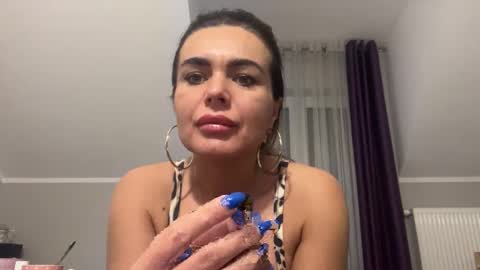 Snapshot of jenny_play1 chatting on 02/19/25, 11:06 Jenny online show from 02/19/25, 11:06
