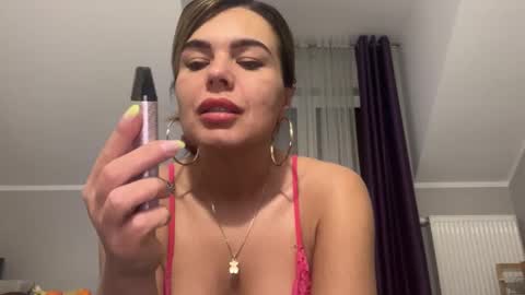 Snapshot of jenny_play1 chatting on 02/24/25, 07:55 Jenny online show from 02/24/25, 07:55
