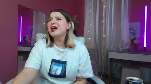 jenny_smitx online show from 02/22/25, 11:02
