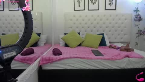 jenny_stark online show from 10/21/25, 11:00