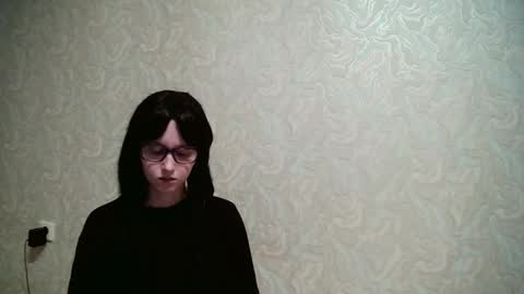 JennyOlset online show from 10/23/25, 04:56