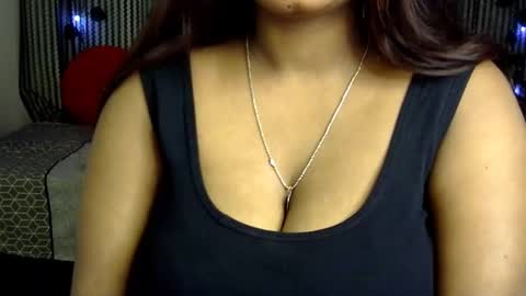 Snapshot of jennysinghaniya chatting on 12/11/24, 05:37 jenny online show from 12/11/24, 05:37