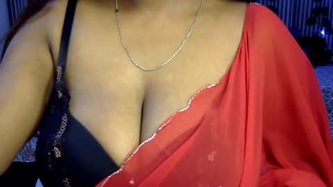 Snapshot of jennysinghaniya chatting on 12/18/24, 04:42 jenny online show from 12/18/24, 04:42