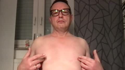 jens1975 online show from 11/09/25, 06:23