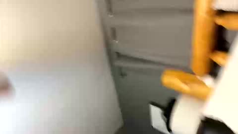 Snapshot of jer19852 chatting on 10/30/25, 01:01 jer19852 online show from 10/30/25, 01:01