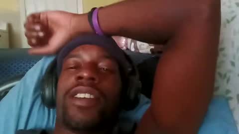 Snapshot of jeramiahstoudmire12 chatting on 10/18/25, 05:35 Youngest Brother online show from 10/18/25, 05:35
