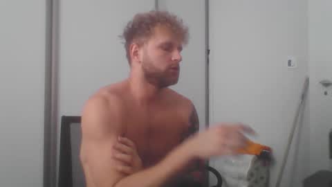 Snapshot of jerryalise chatting on 01/05/25, 11:59 jerryalise online show from 01/05/25, 11:59