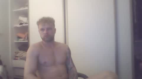 Snapshot of jerryalise chatting on 02/22/25, 04:07 jerryalise online show from 02/22/25, 04:07