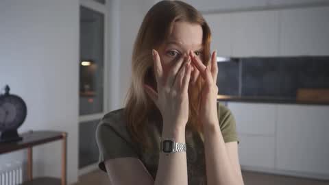 Snapshot of jerrybenear chatting on 11/13/25, 03:11 Molly online show from 11/13/25, 03:11