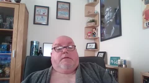 Harry online show from 11/18/25, 09:58