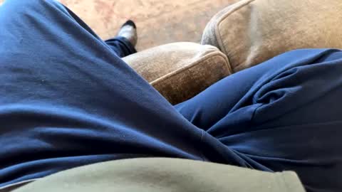 Snapshot of jerswill chatting on 02/17/25, 06:04 Jeremys room chill and puff one enjoy online show from 02/17/25, 06:04