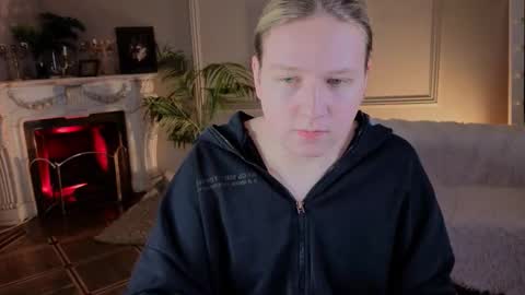 jes_solar online show from 11/16/25, 09:53