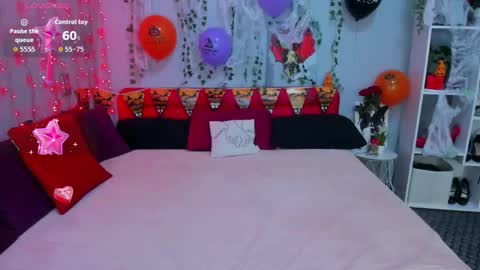 Snapshot of jessabellucci chatting on 11/11/25, 08:58 Jessa Bellucci online show from 11/11/25, 08:58