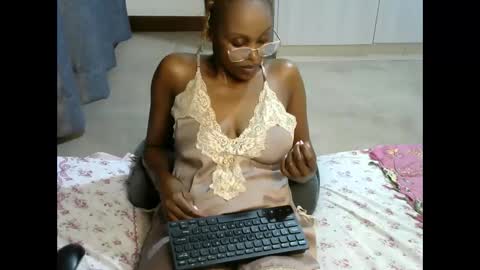 jessajoyy online show from 02/09/25, 07:41