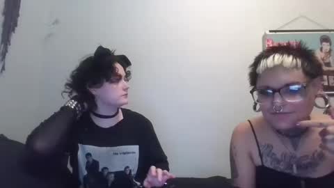 Snapshot of jessandpup chatting on 09/10/25, 11:49 Jess and Pup online show from 09/10/25, 11:49