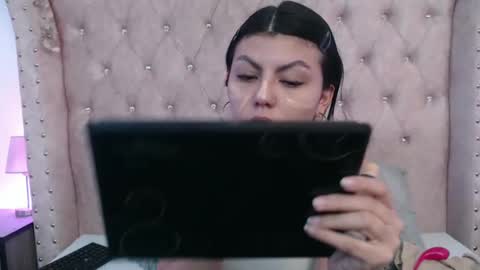 Snapshot of jessica_carter_ chatting on 10/20/25, 06:30 Jessica online show from 10/20/25, 06:30