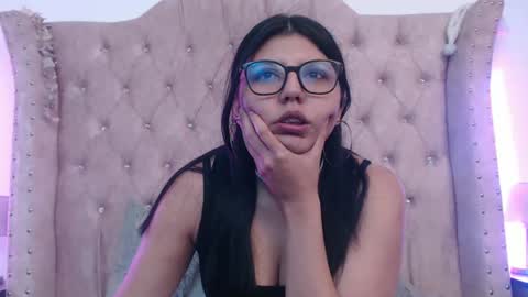 Snapshot of jessica_carter_ chatting on 10/23/25, 10:19 Jessica online show from 10/23/25, 10:19