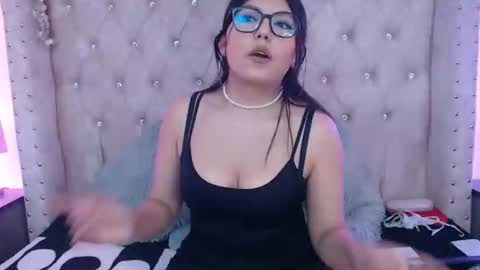 Snapshot of jessica_carter_ chatting on 11/04/25, 06:18 Jessica online show from 11/04/25, 06:18