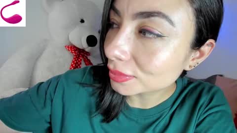 Snapshot of jessica_davis1 chatting on 02/12/25, 05:37 JESS online show from 02/12/25, 05:37