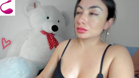 Snapshot of jessica_davis1 chatting on 02/24/25, 04:16 JESS online show from 02/24/25, 04:16