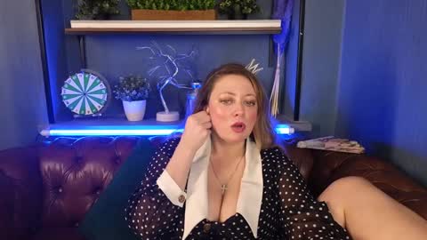 Snapshot of jessica_foxie chatting on 01/04/25, 03:39 Jessica online show from 01/04/25, 03:39