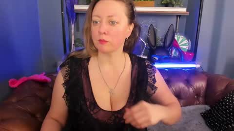 Snapshot of jessica_foxie chatting on 03/03/25, 11:33 Jessica online show from 03/03/25, 11:33